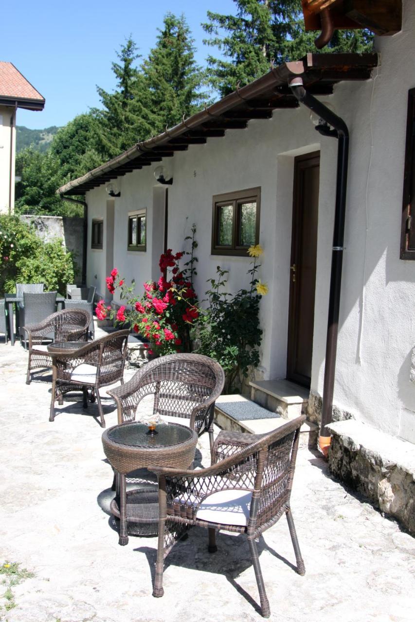 Villa Dei Pini Пескасероли Екстериор снимка