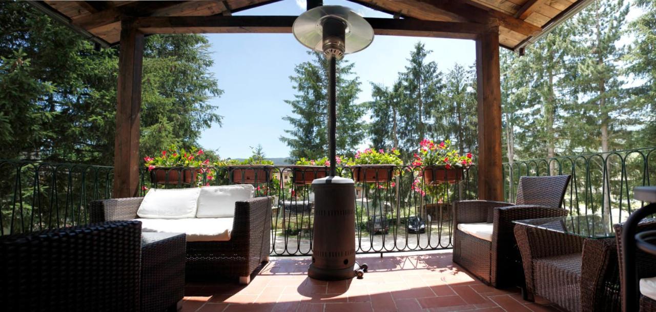 Villa Dei Pini Пескасероли Екстериор снимка