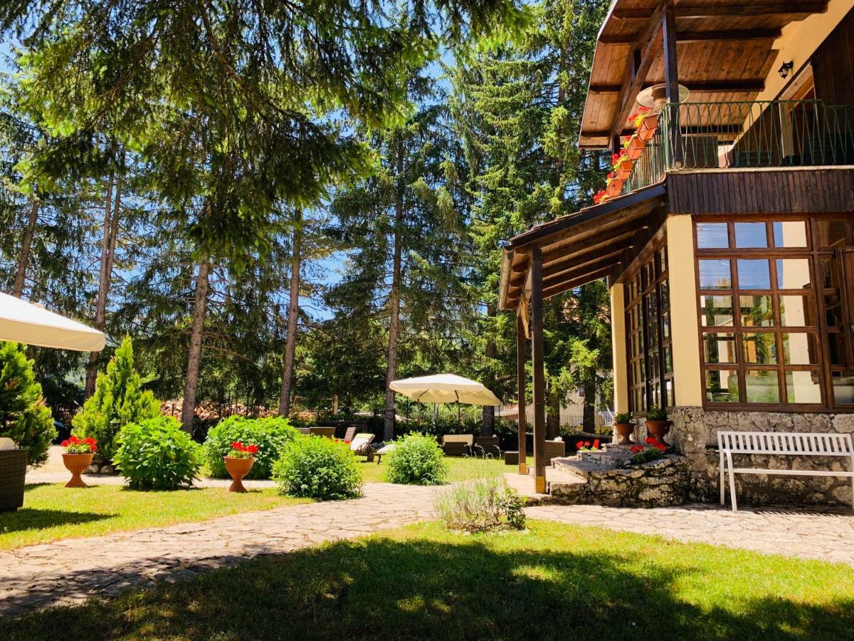 Villa Dei Pini Пескасероли Екстериор снимка